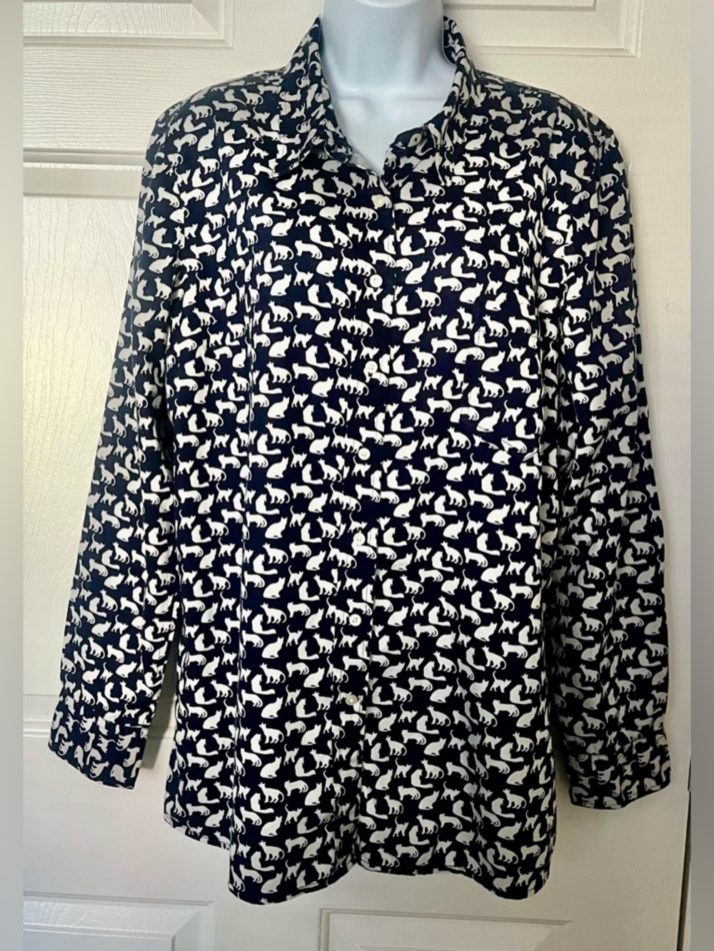 GAP Navy Shirt with White Cat Print
